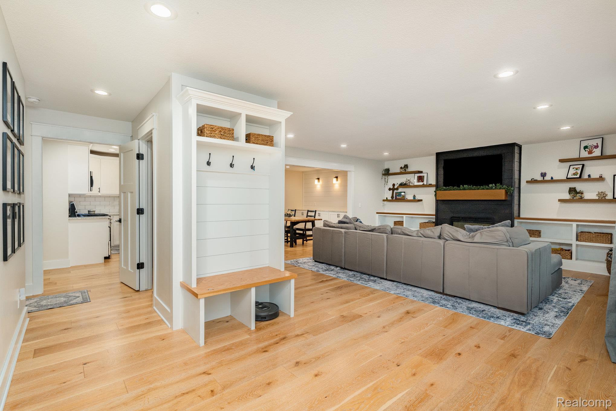 10224 Sarle Road