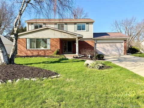 23053 Brookforest Novi City MI 48375