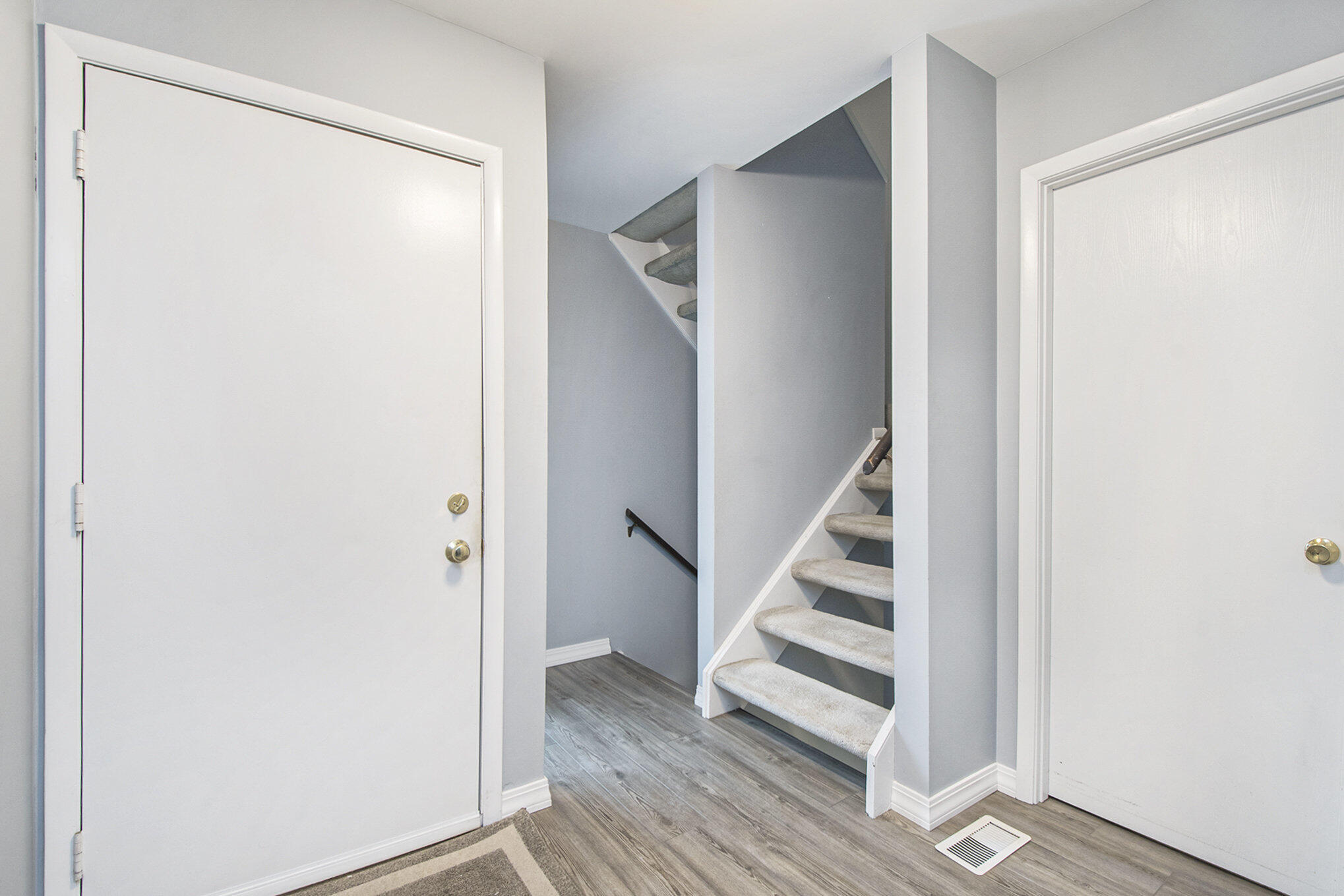 6249 Acropolis Drive SE