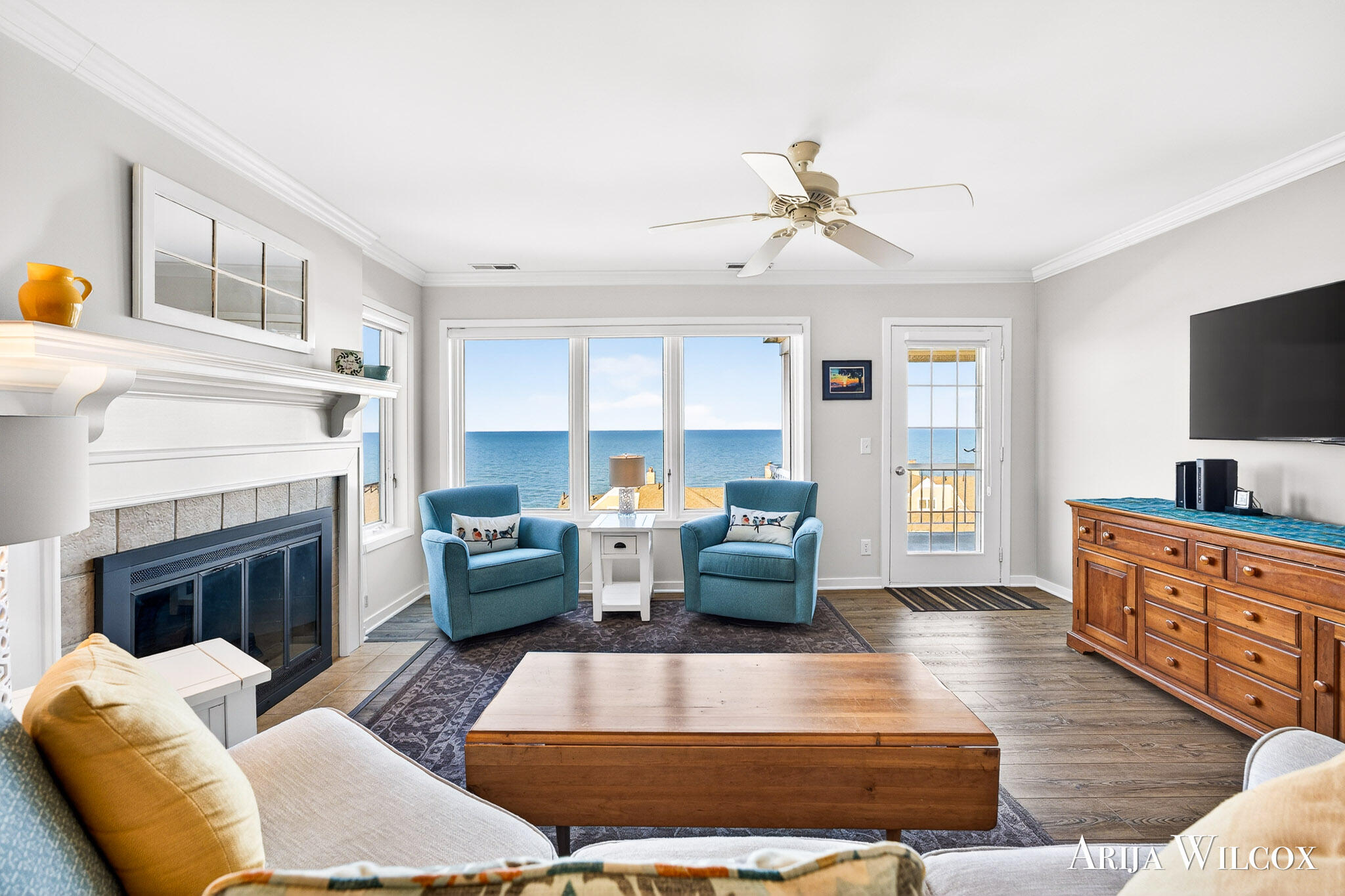 736 Spyglass Hill 27