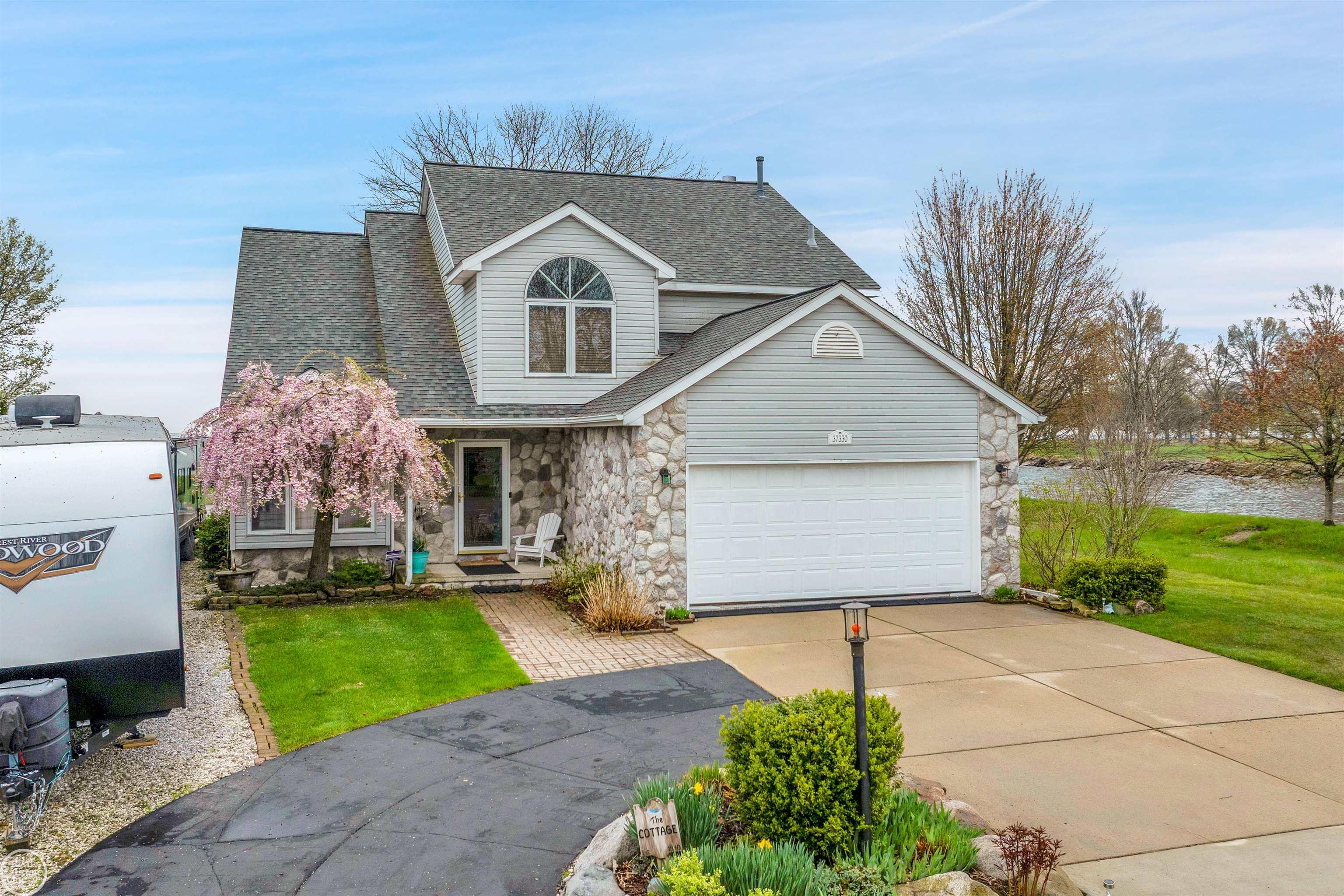 37330 Lakeshore Drive