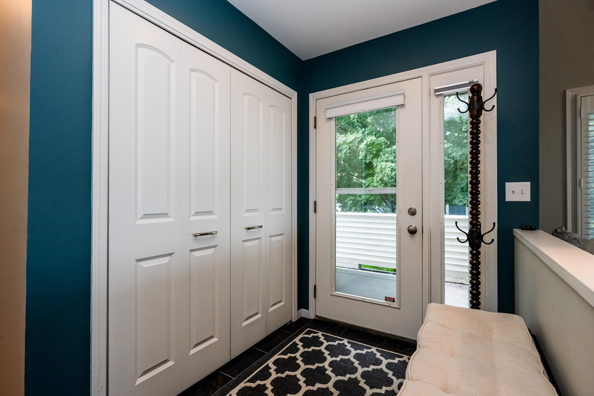 1810 Lakeshore Drive 7