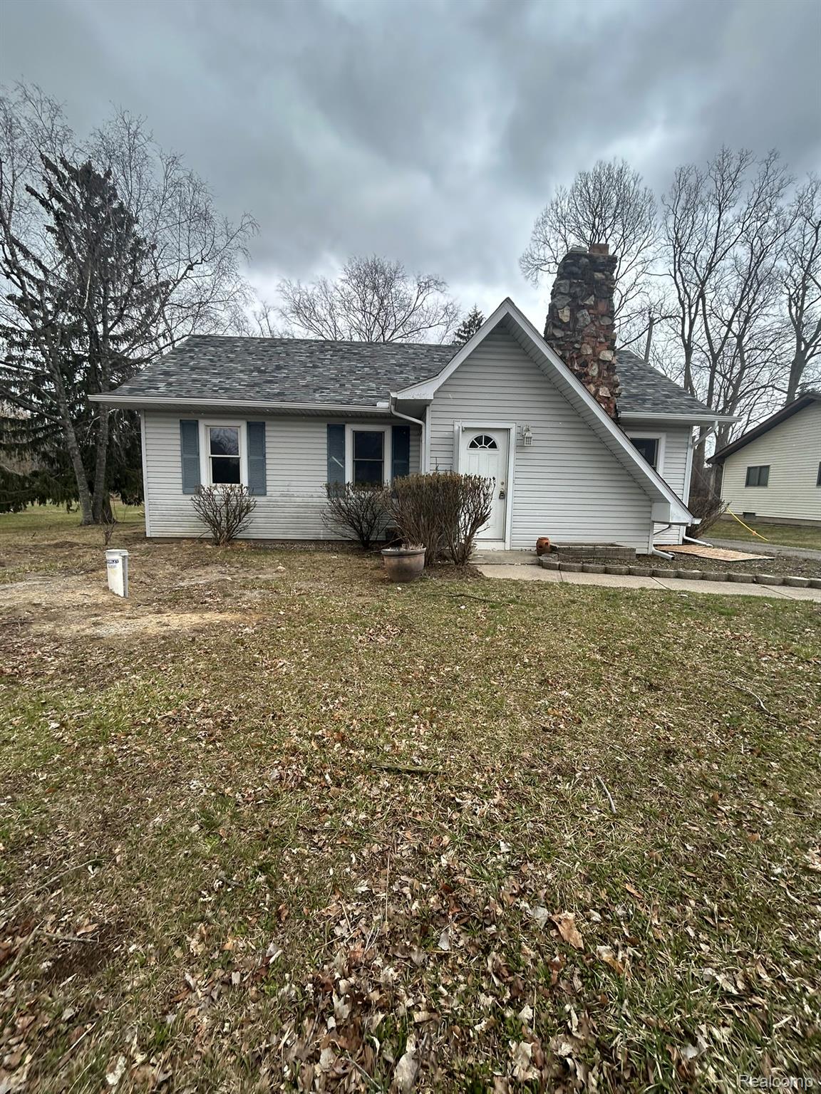 28010 Rollcrest Road