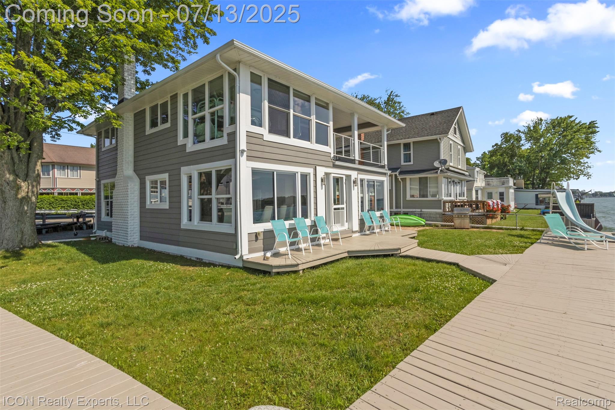 106 St Clair River Drive