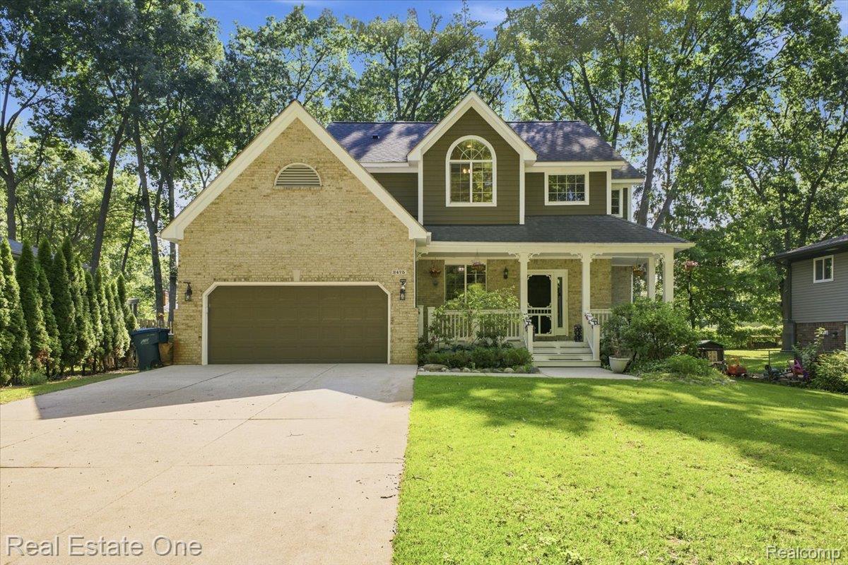 2475 Horace Street