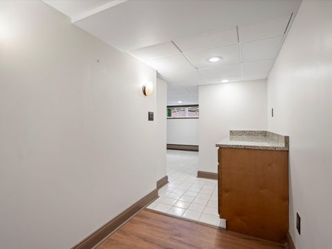 listing image 57