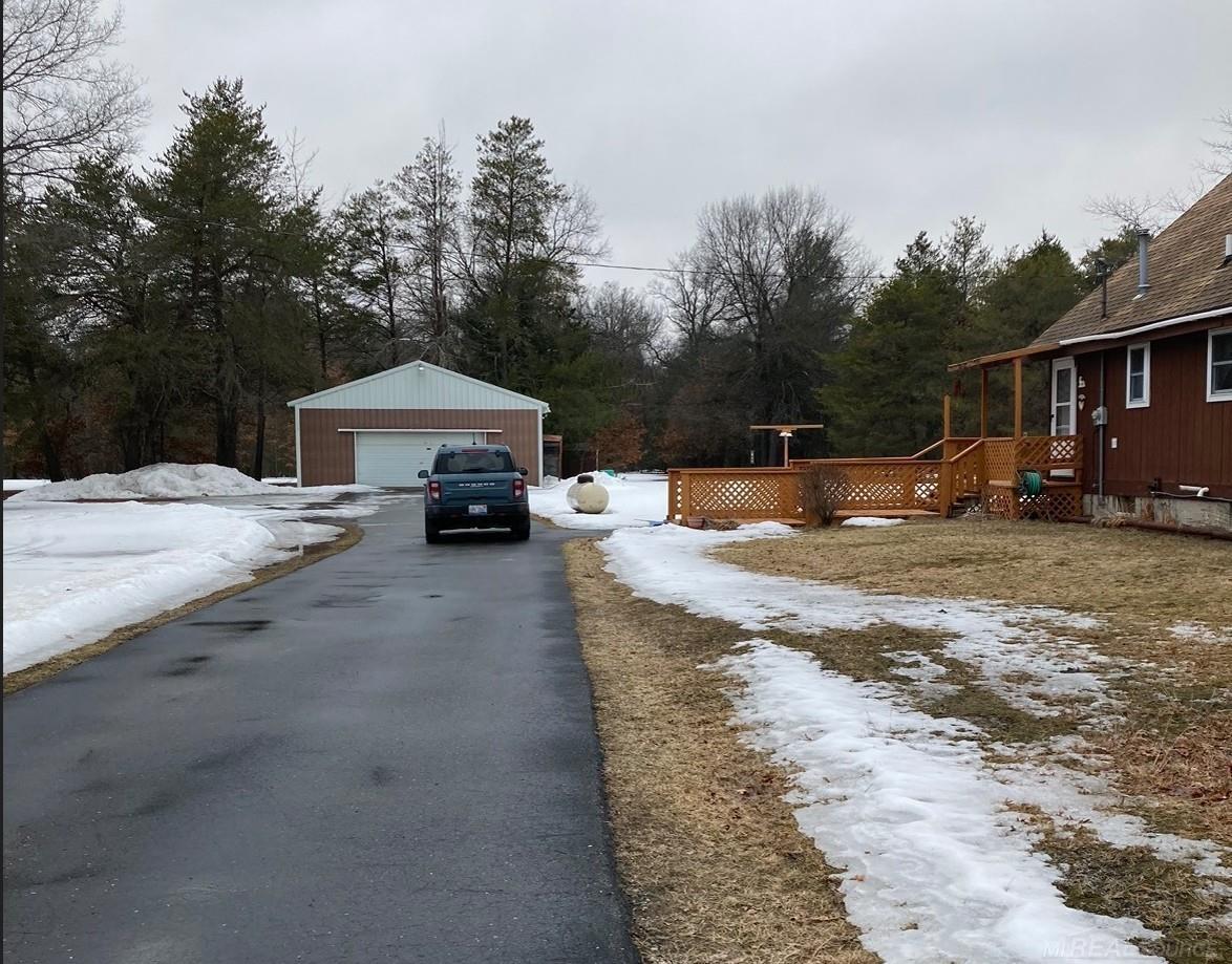 747 N Perry Creek Road