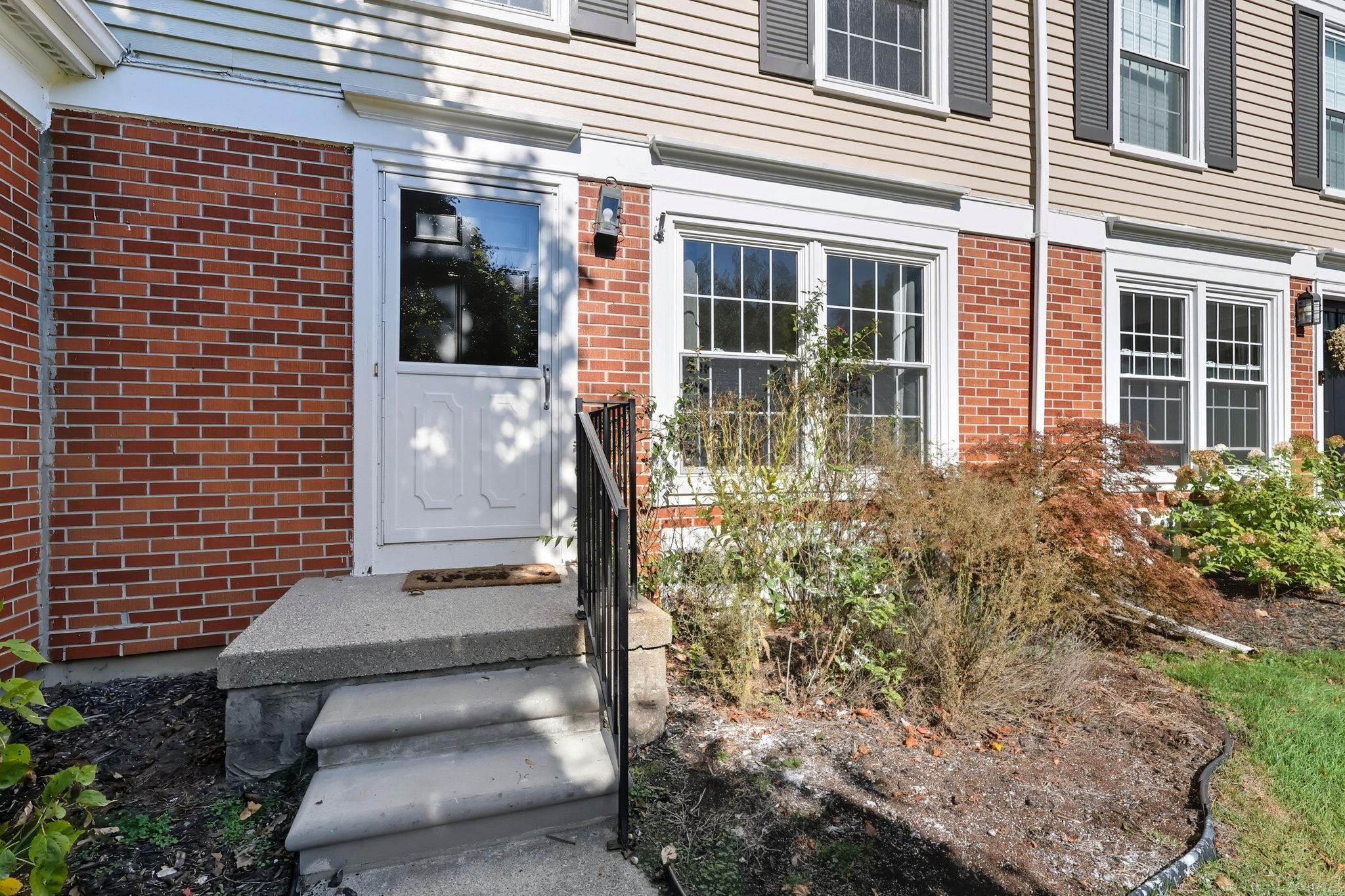 1340 Kings Cove Drive