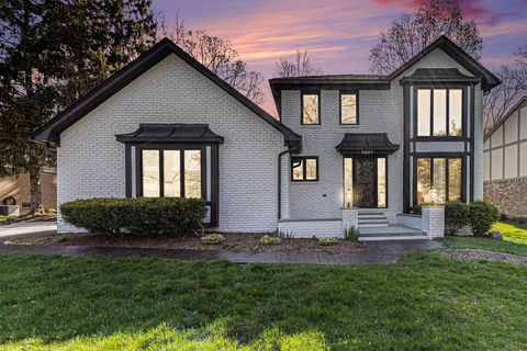 2087 Hickory Leaf Drive Rochester Hills City Oakland MI 48309