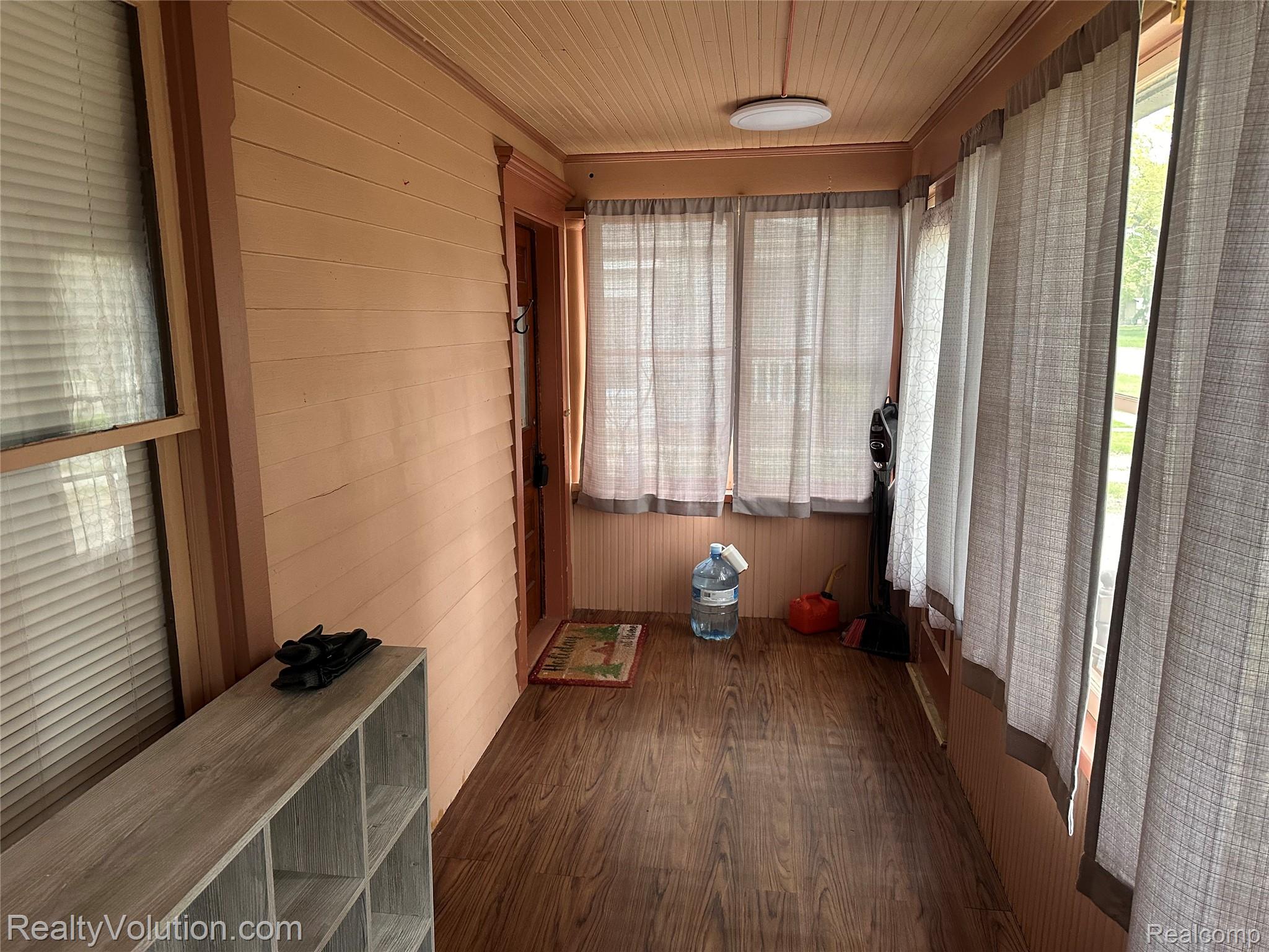 385 N Main Street
