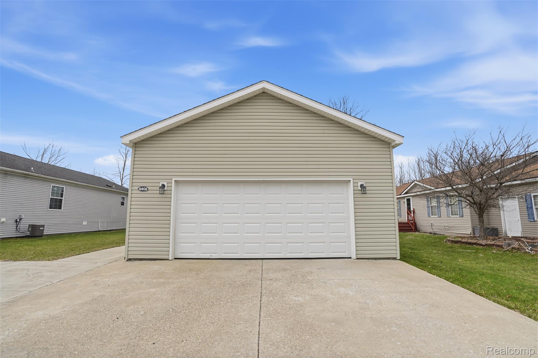 16208 Derby Circle