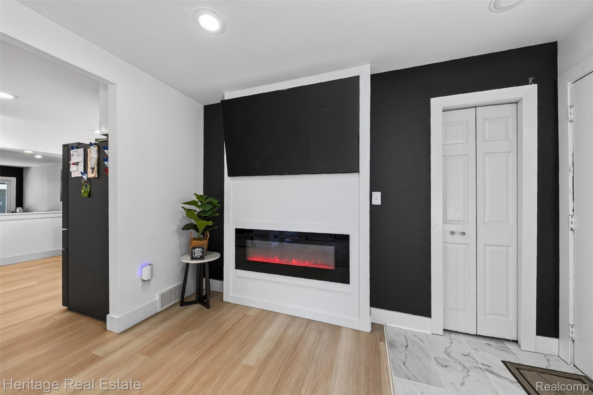 16037 Larkspur Street