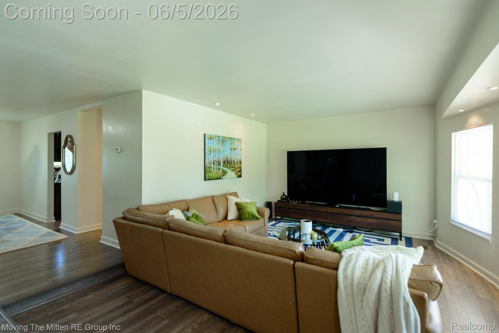 23735 W Newell Circle