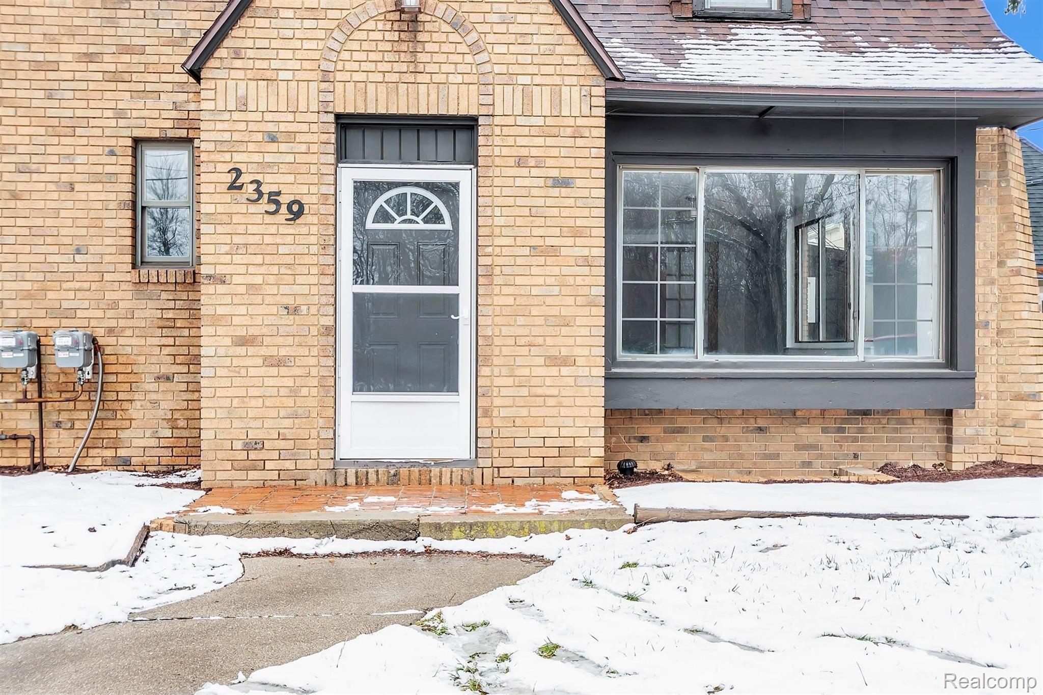 2359 E GRAND RIVER Road