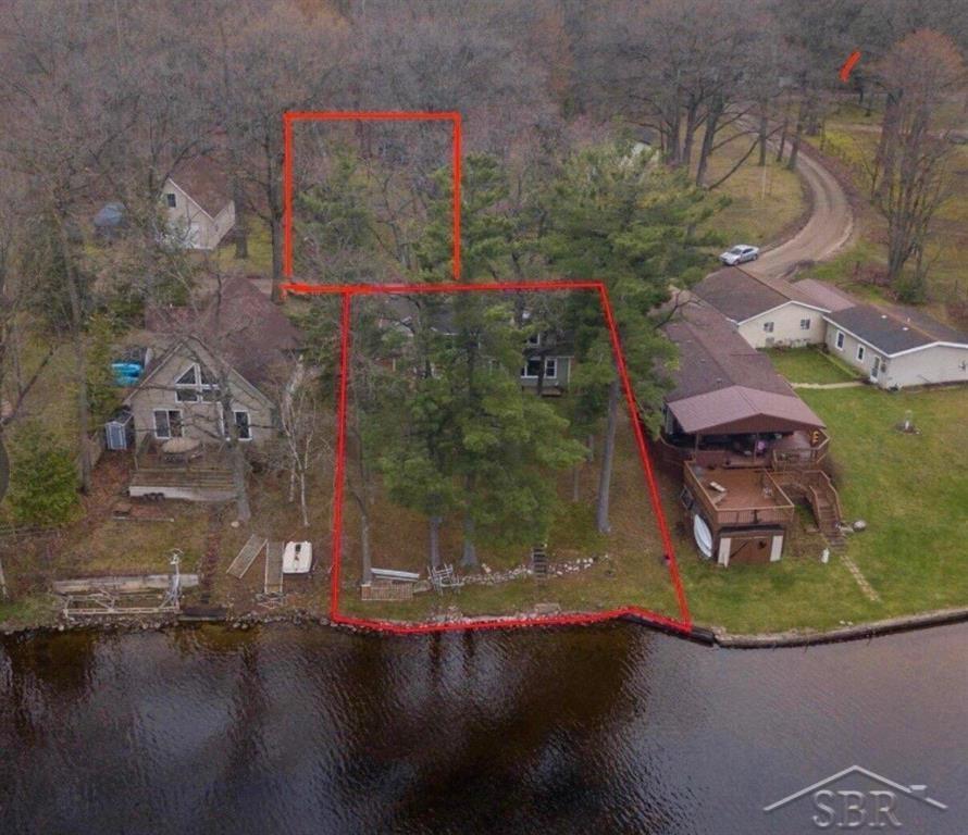 1320 Hillcrest Drive