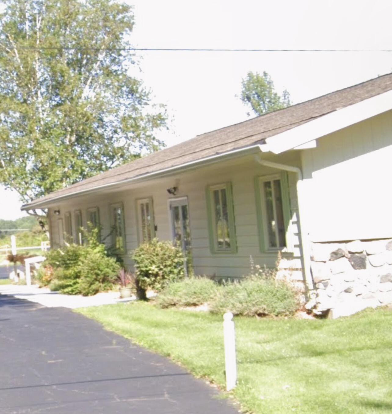 7033 Hammond Avenue SE