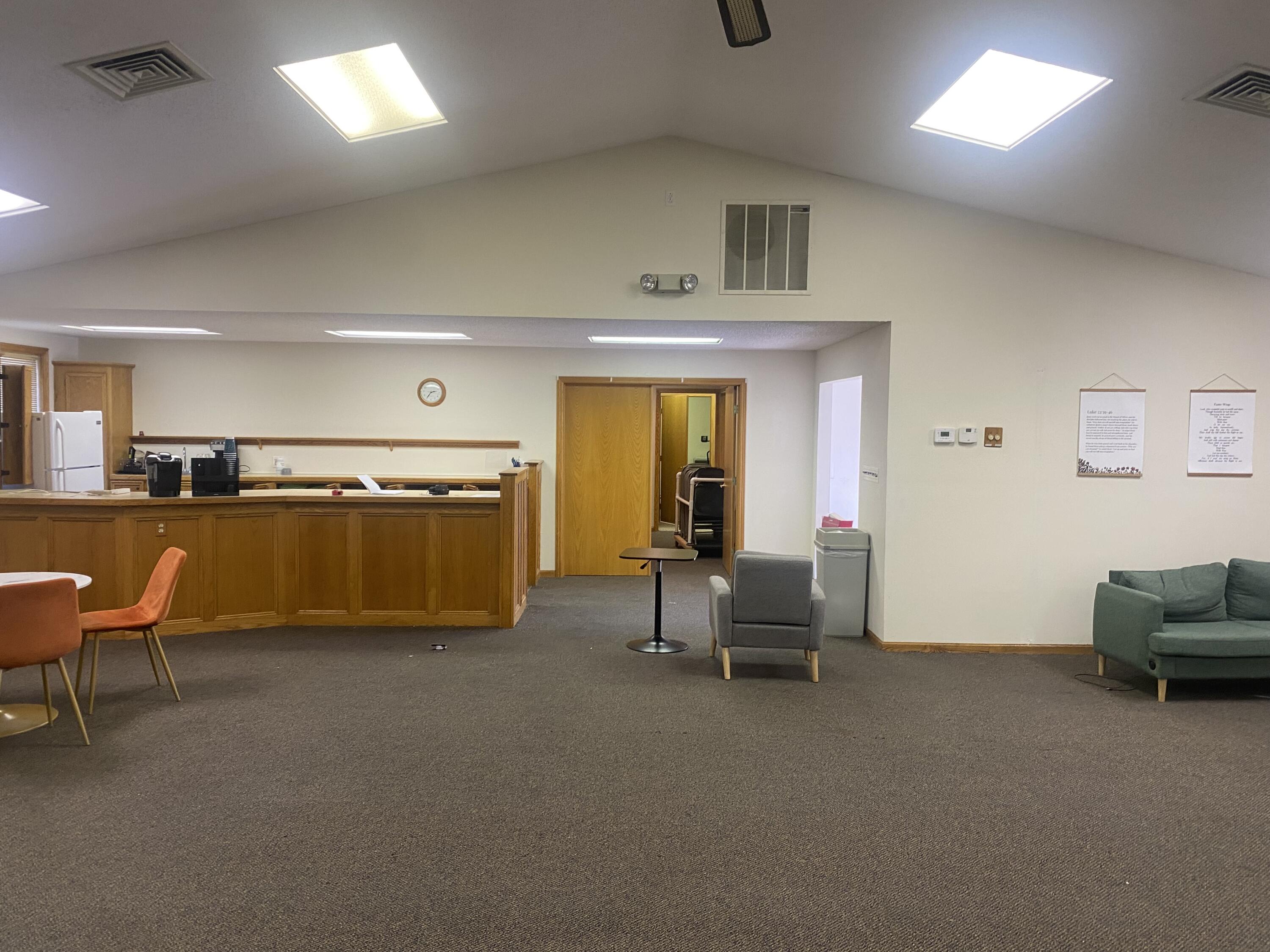 7033 Hammond Avenue SE