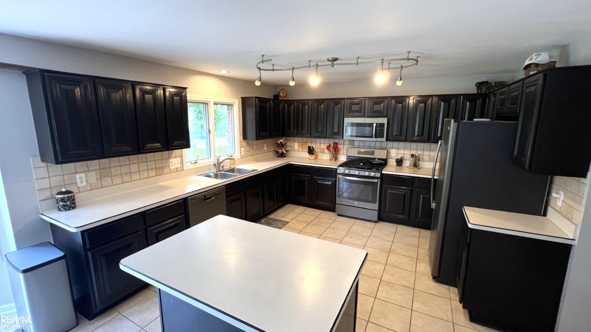 18402 Sumpter Forest Drive