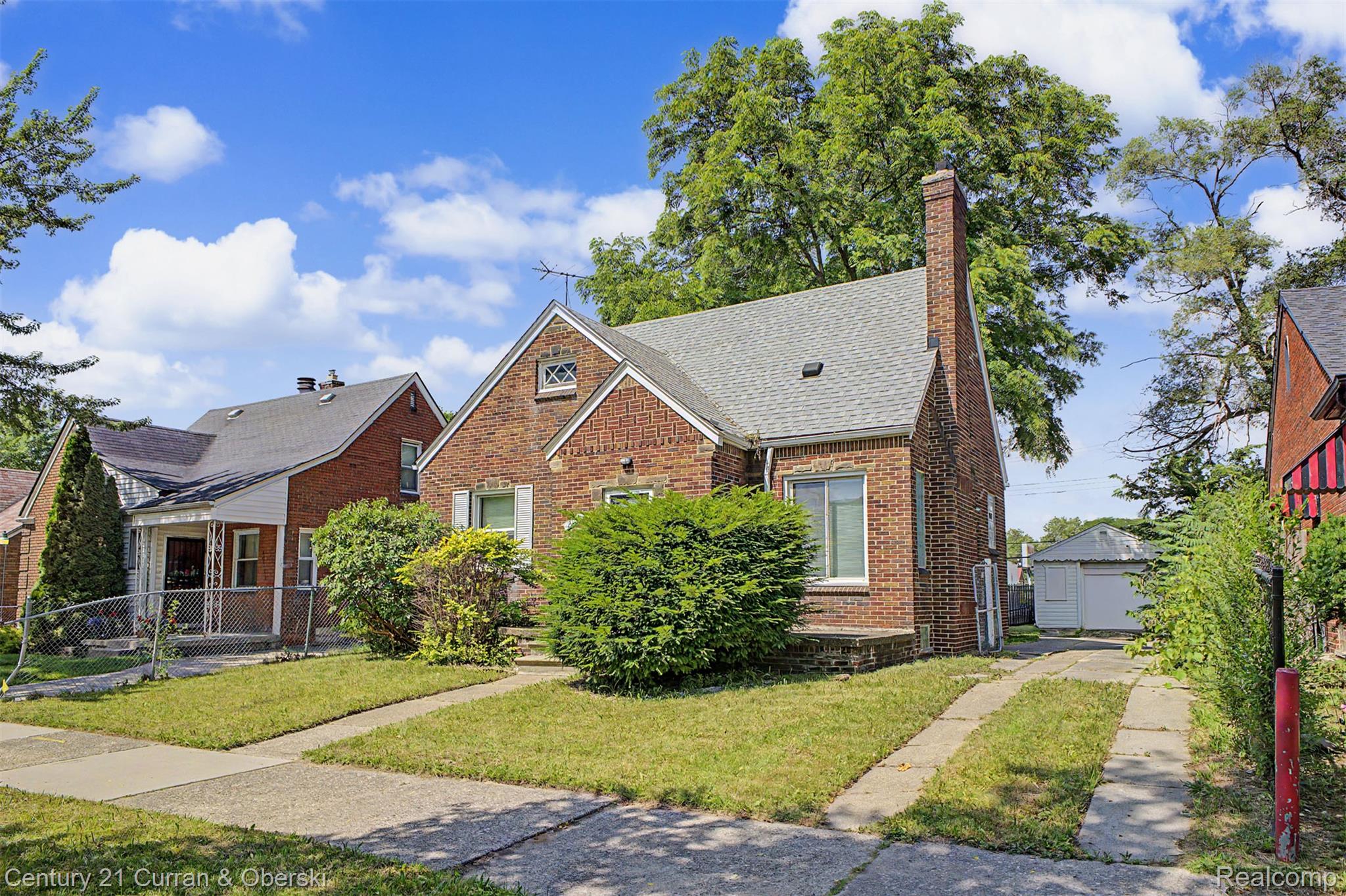 20141 Bramford Street