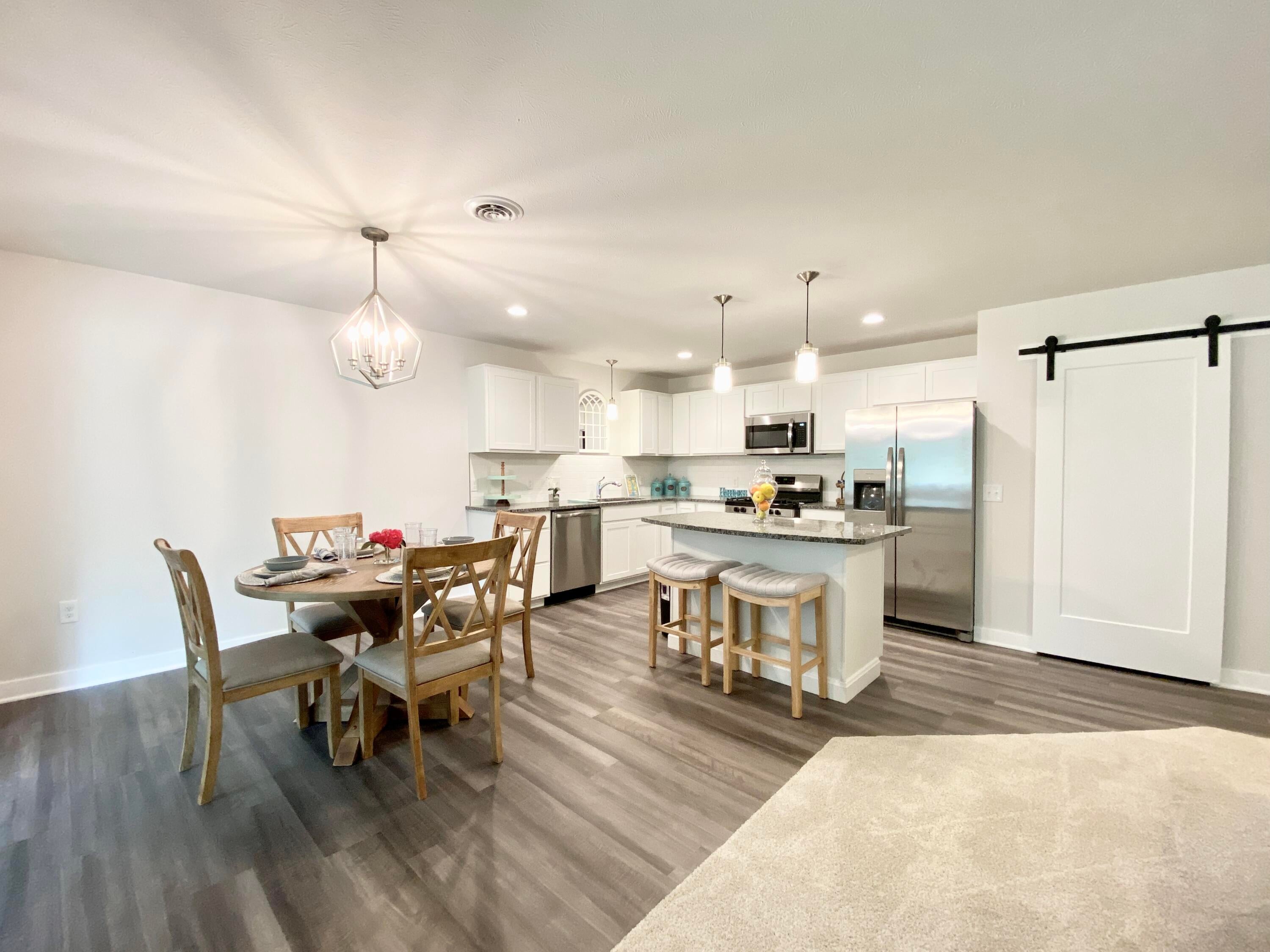 4291 Highpoint Drive 106