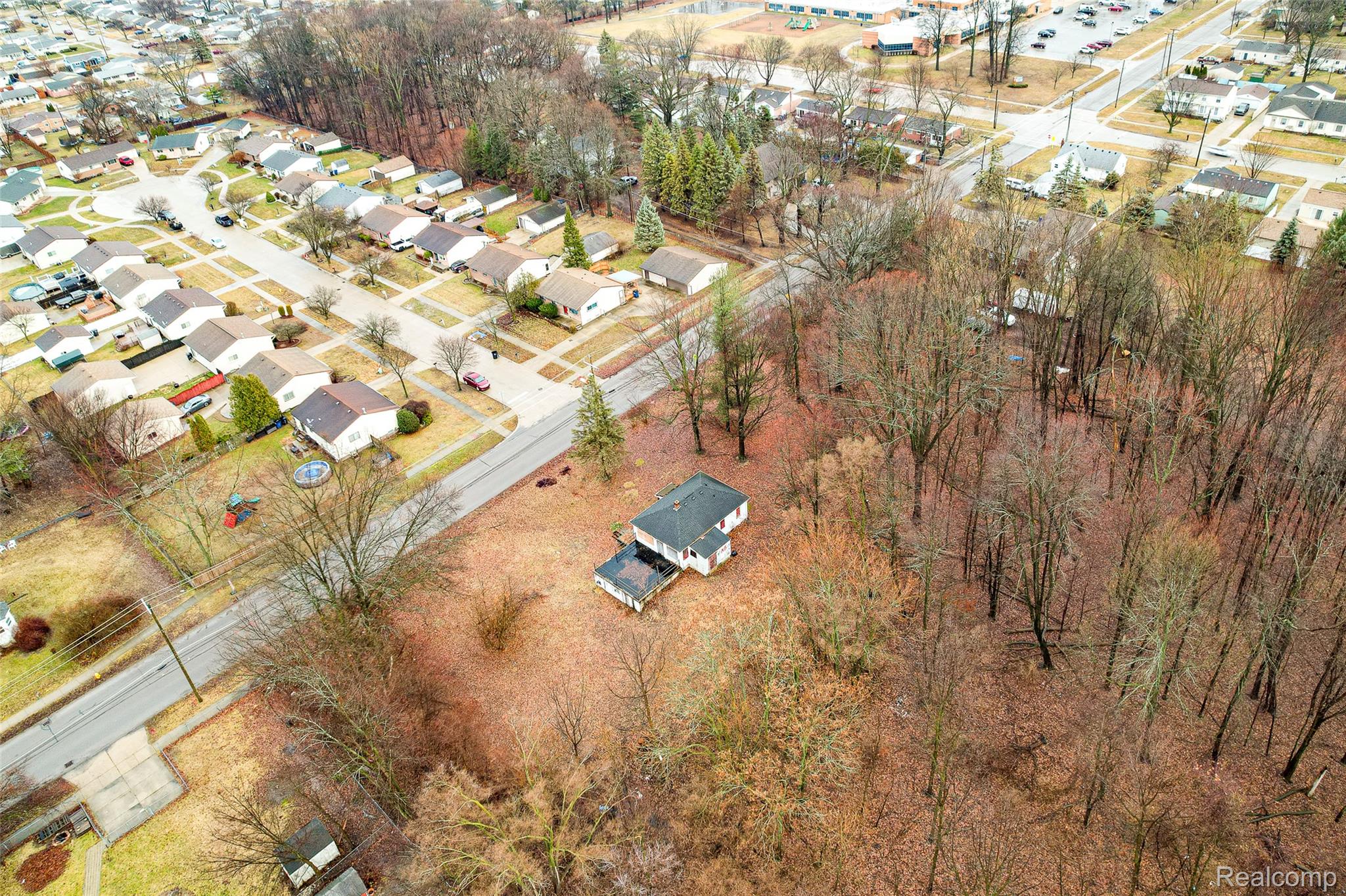 816 S SCHUMAN Street