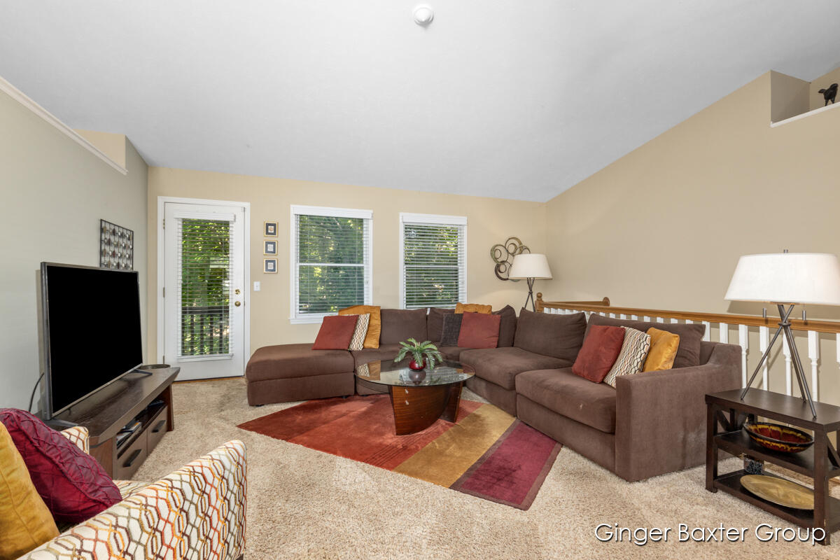 4001 Oak Valley Court SW