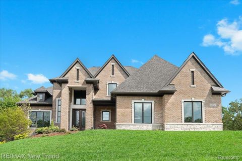 32534 Sanctuary Court Farmington Hills City MI 48336