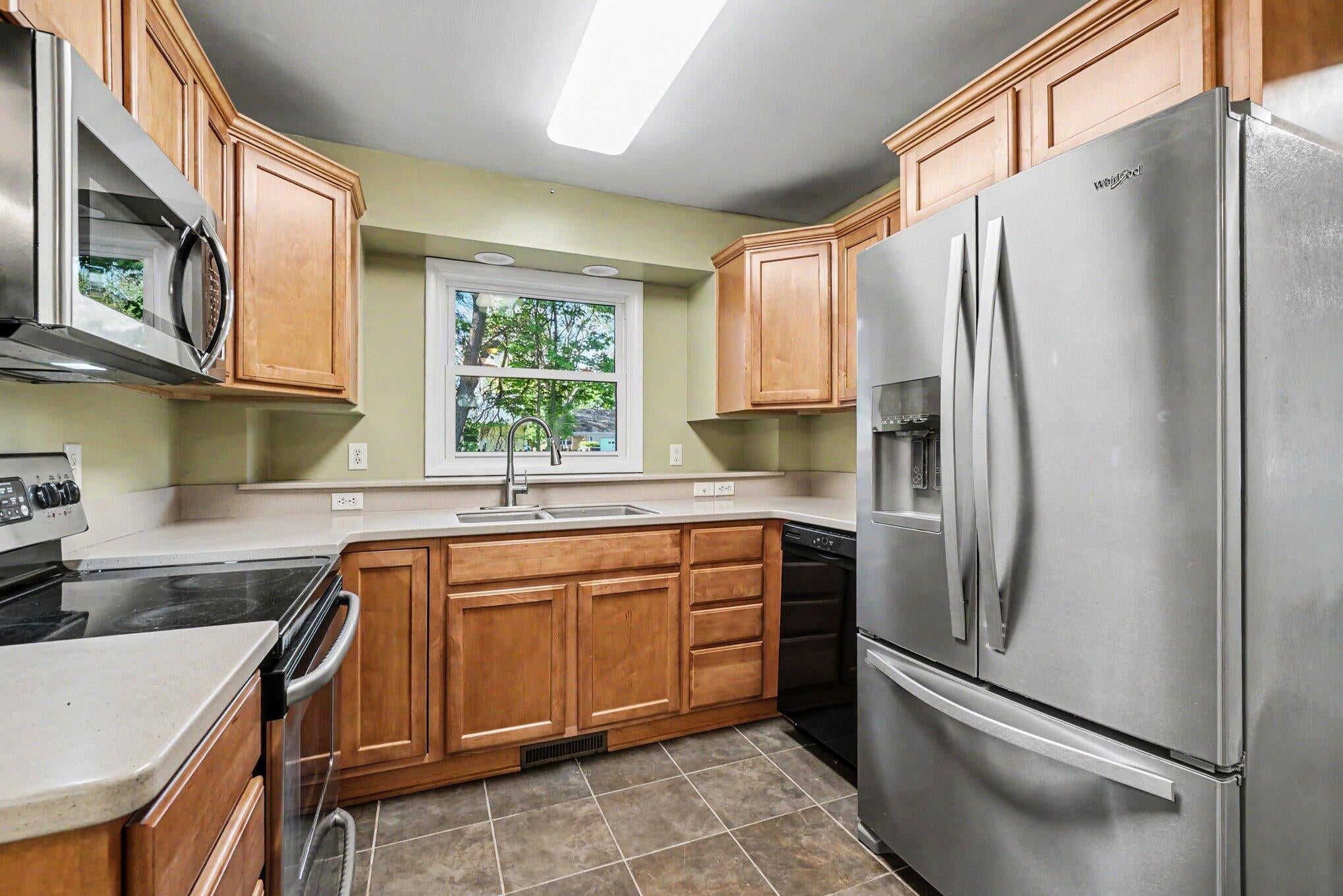 5699 Lamplighter Lane