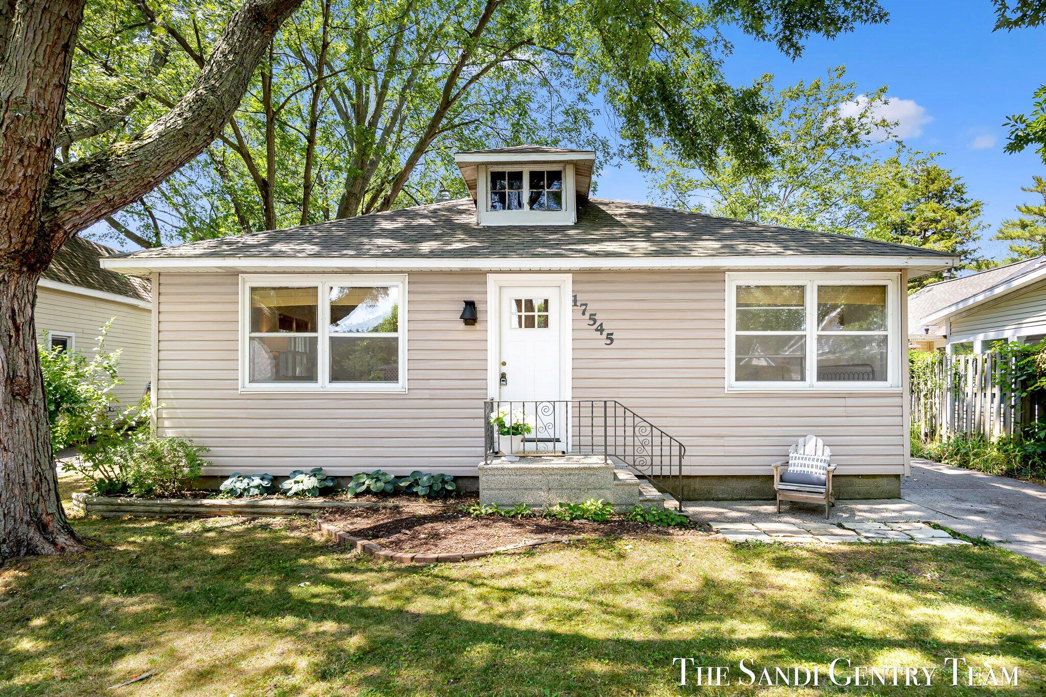 17545 Reenders Street