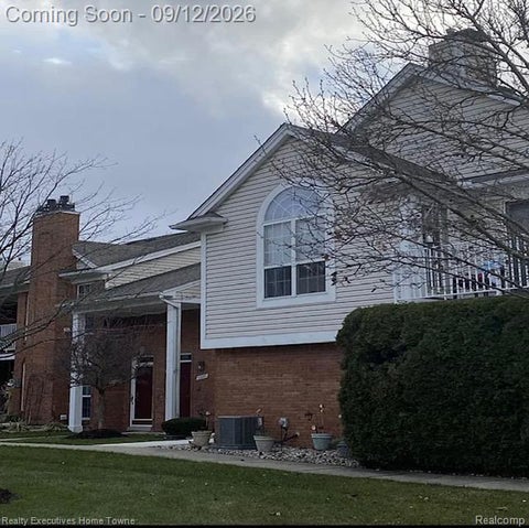 Photo of 52280 Heatherstone Avenue, Macomb Township, MI 48042 (MLS # 20261068869)