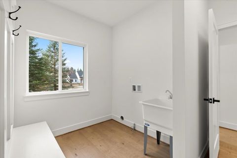 A home in IndependenceCharterTownship_Oakland