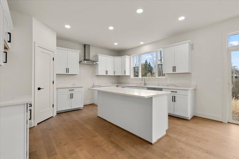 A home in IndependenceCharterTownship_Oakland