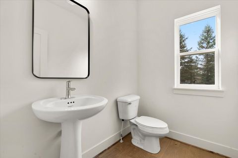 A home in IndependenceCharterTownship_Oakland