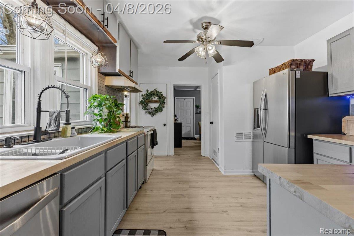 3705 Sancroft Avenue