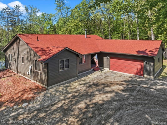 892 W BARNES LAKE RD, COLUMBIAVILLE, MI 48421 - Image 0fa33c04d191da8861836cbbd4532e7c/2248487056
