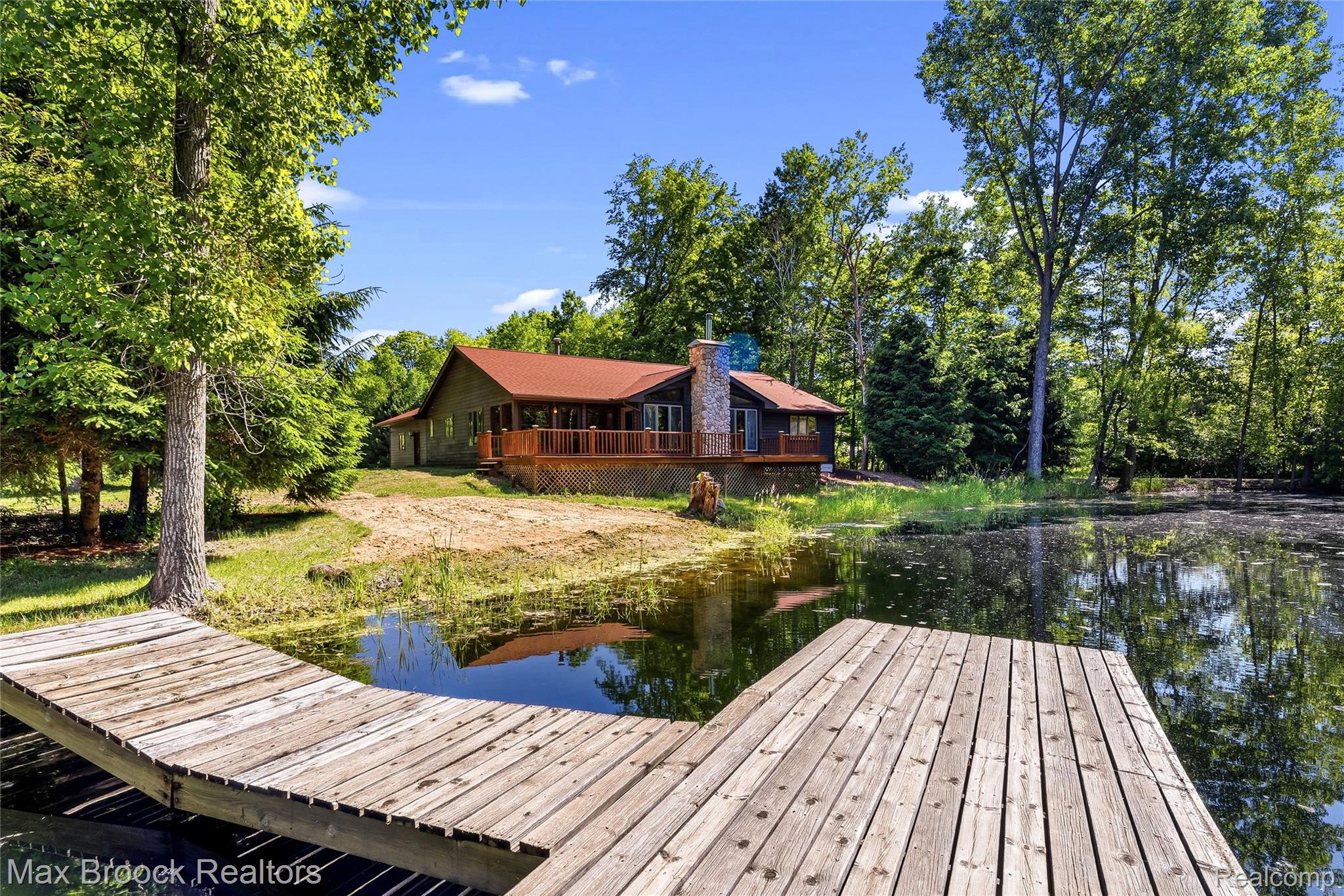 892 W Barnes Lake Road
