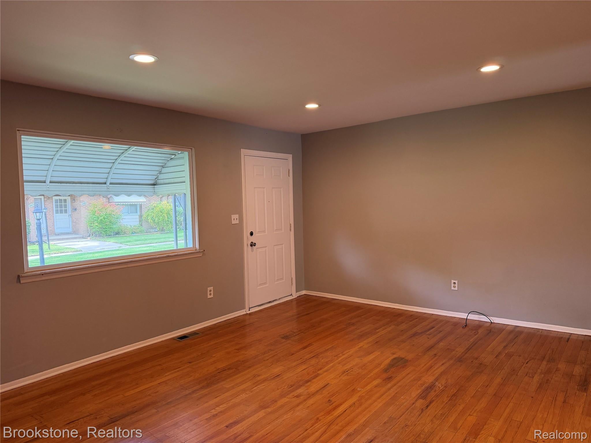 8401 18 Mile Road 241