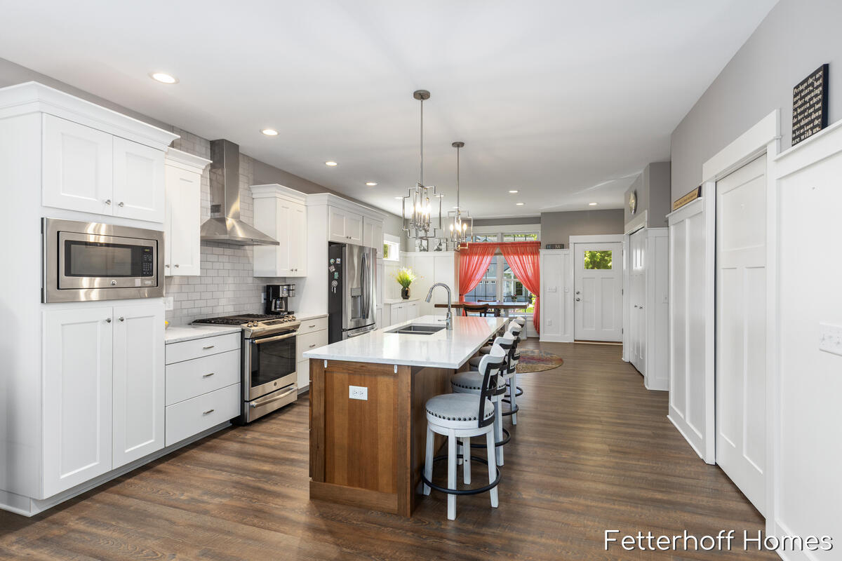 945 Kensington Street NW 122
