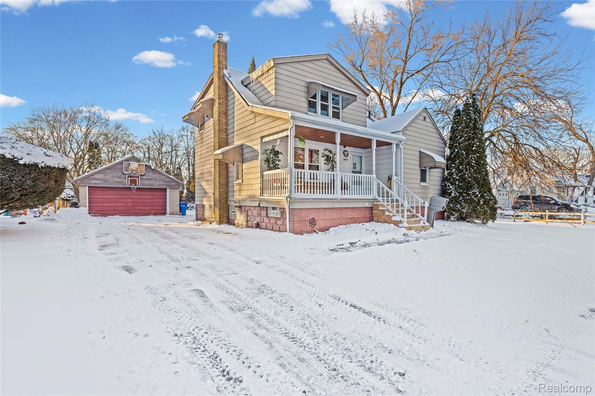 21857 Le Fever Avenue