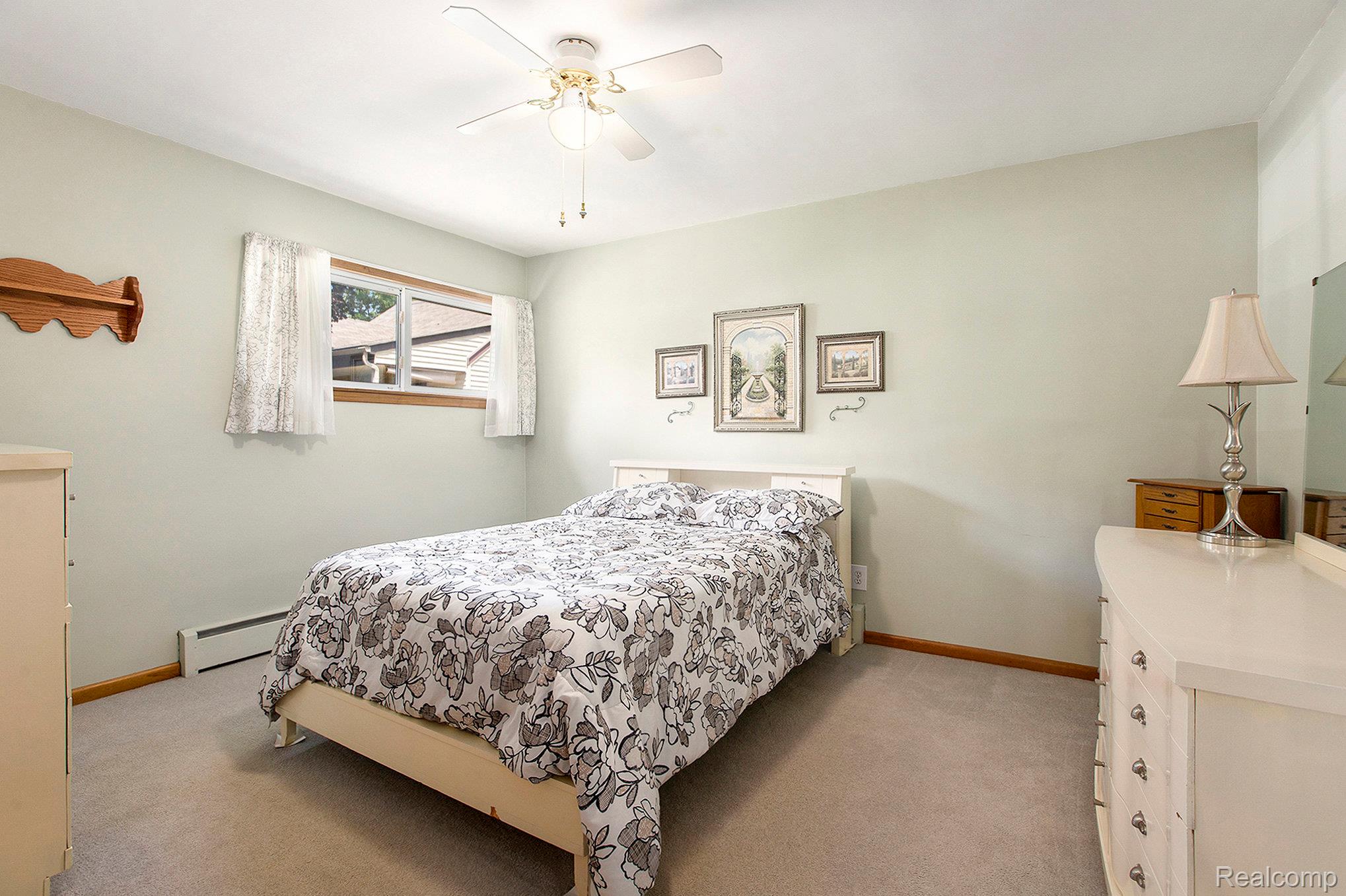 Taylor City, Michigan 48180, United States, 3 Bedrooms Bedrooms, ,2 BathroomsBathrooms,Residential,Coming Soon,168638