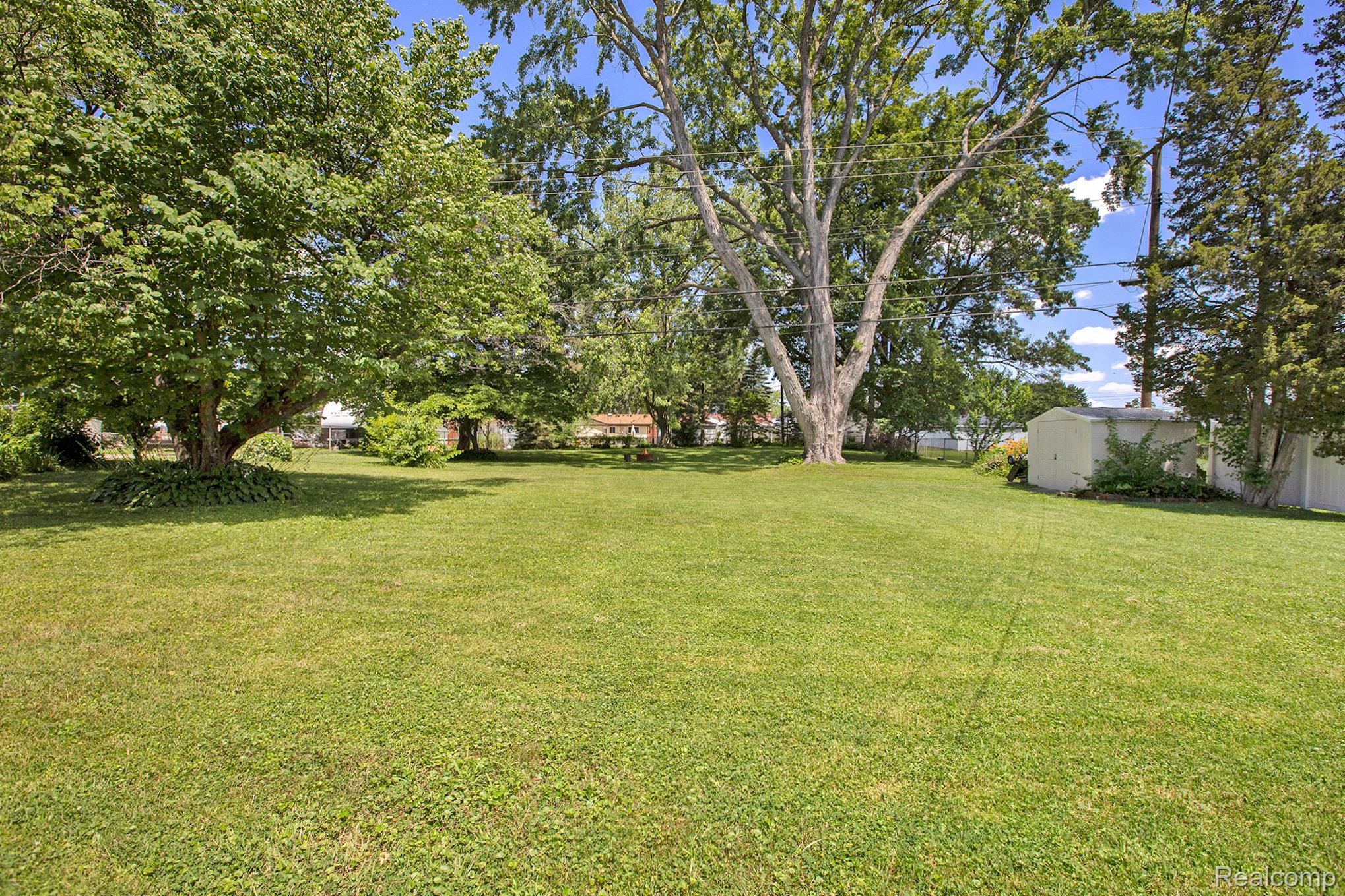 Taylor City, Michigan 48180, United States, 3 Bedrooms Bedrooms, ,2 BathroomsBathrooms,Residential,Coming Soon,168638