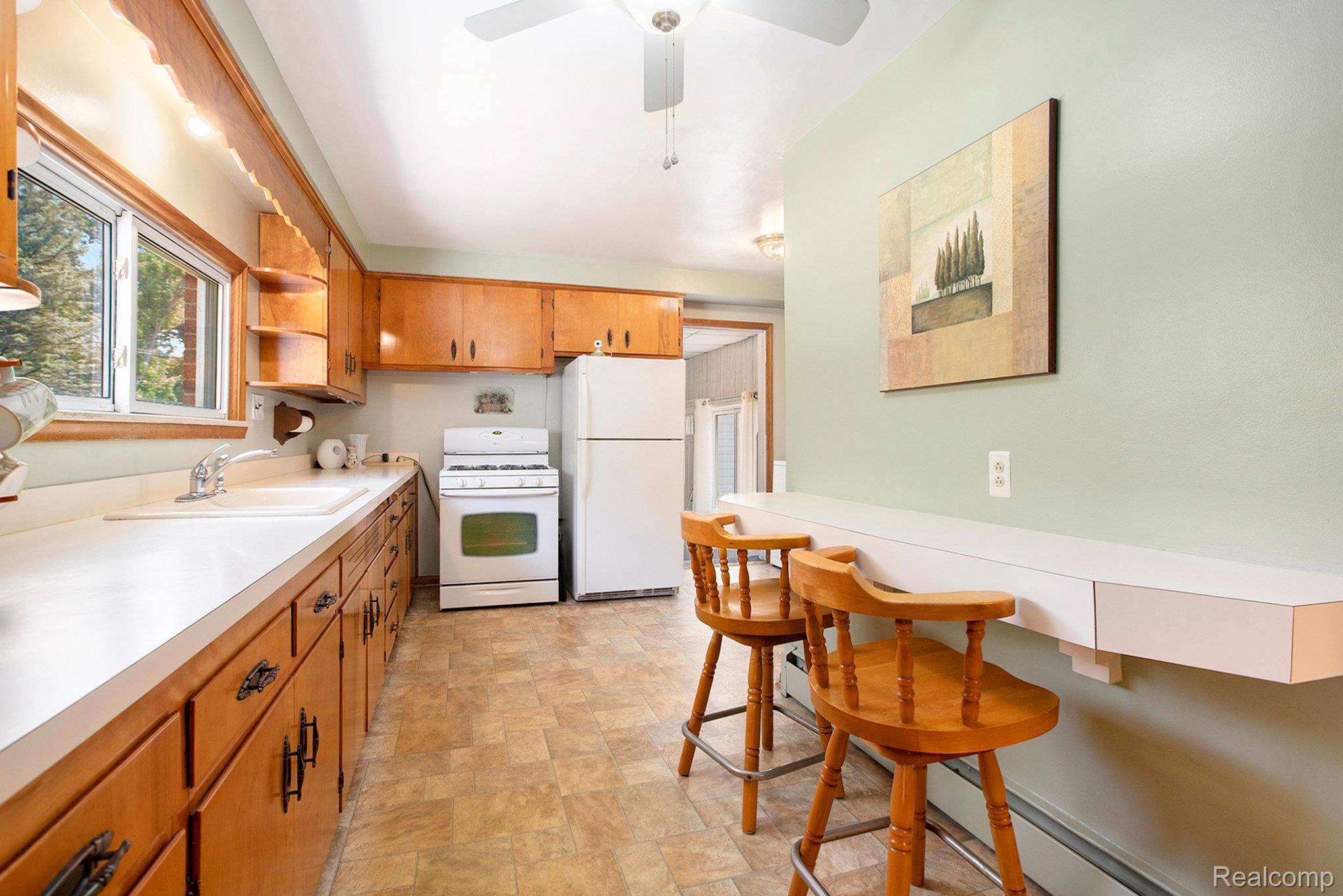 Taylor City, Michigan 48180, United States, 3 Bedrooms Bedrooms, ,2 BathroomsBathrooms,Residential,Coming Soon,168638