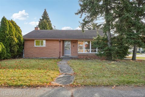 22400 Kelly Road Eastpointe City MI 48021