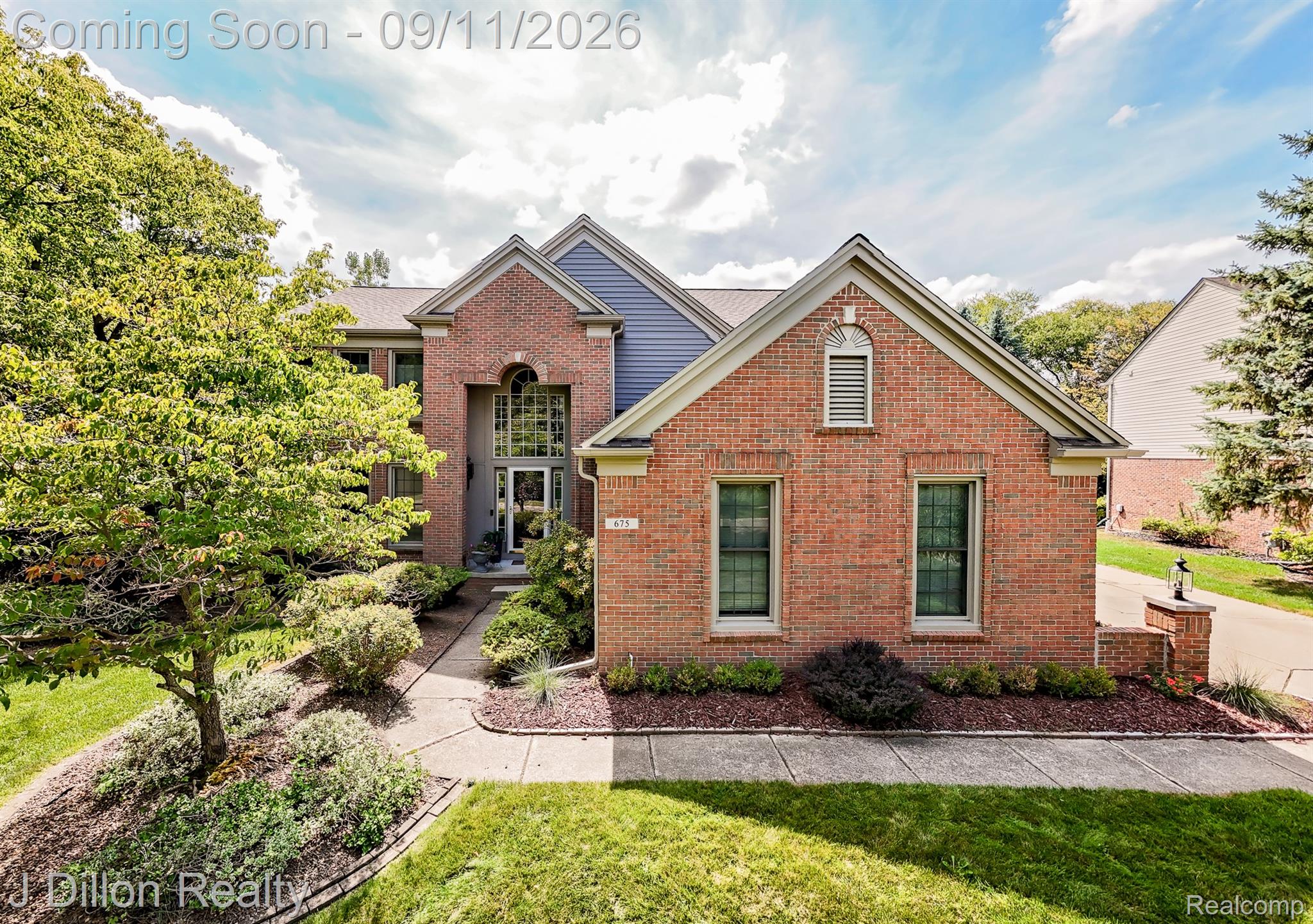 675 Sandalwood Road