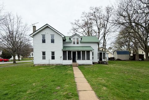 112 W Clinton Street Augusta Village MI 49012