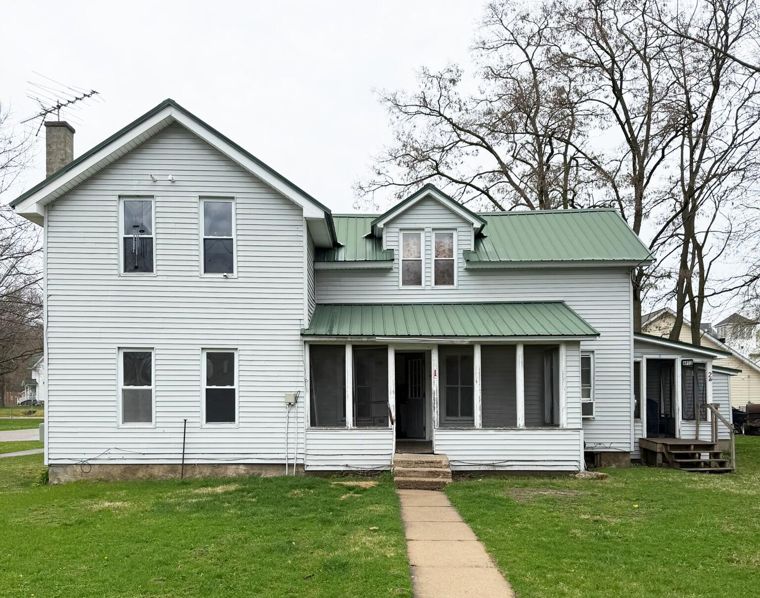 112 W Clinton Street