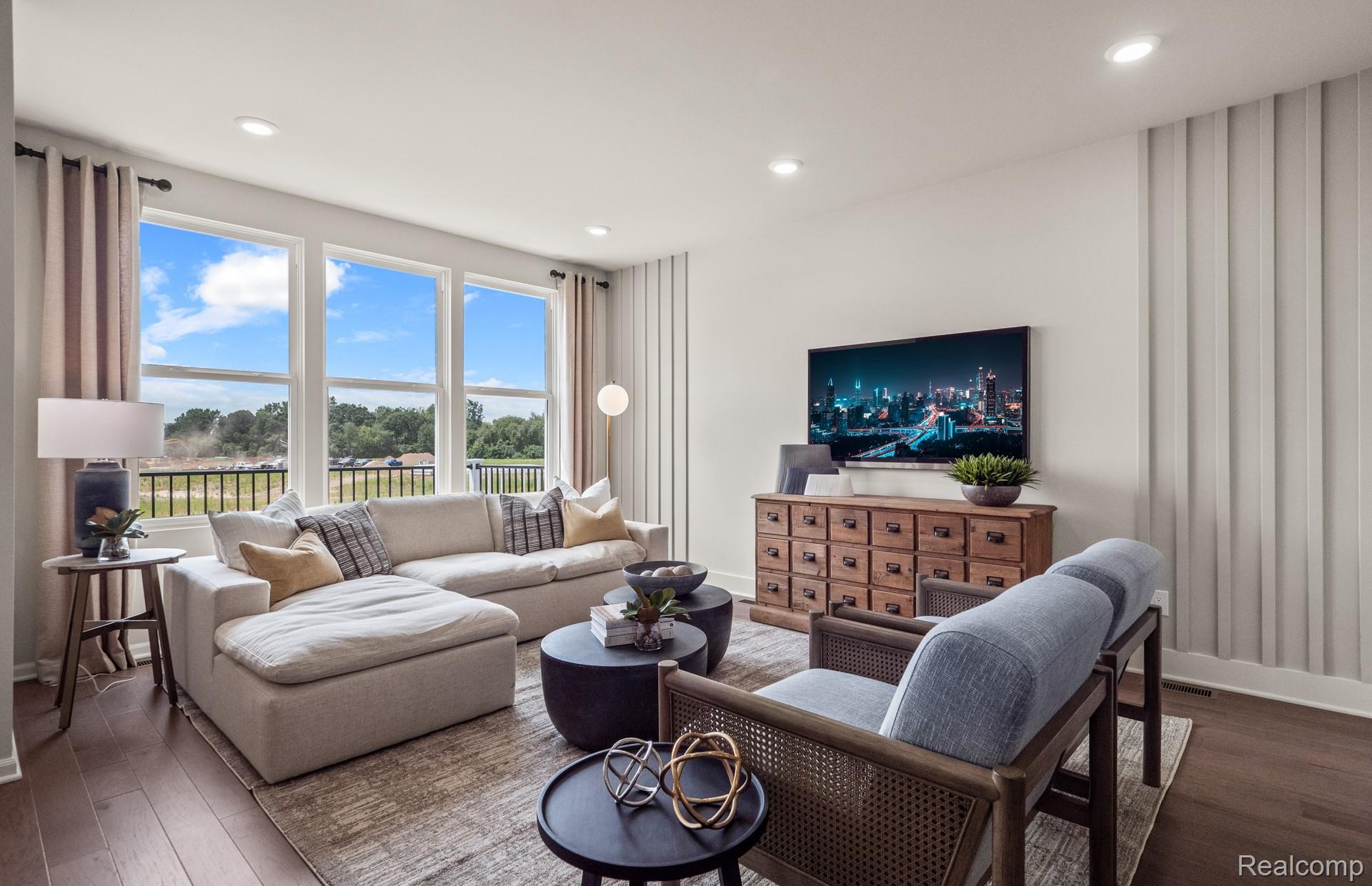 5558 E Spaniel Drive