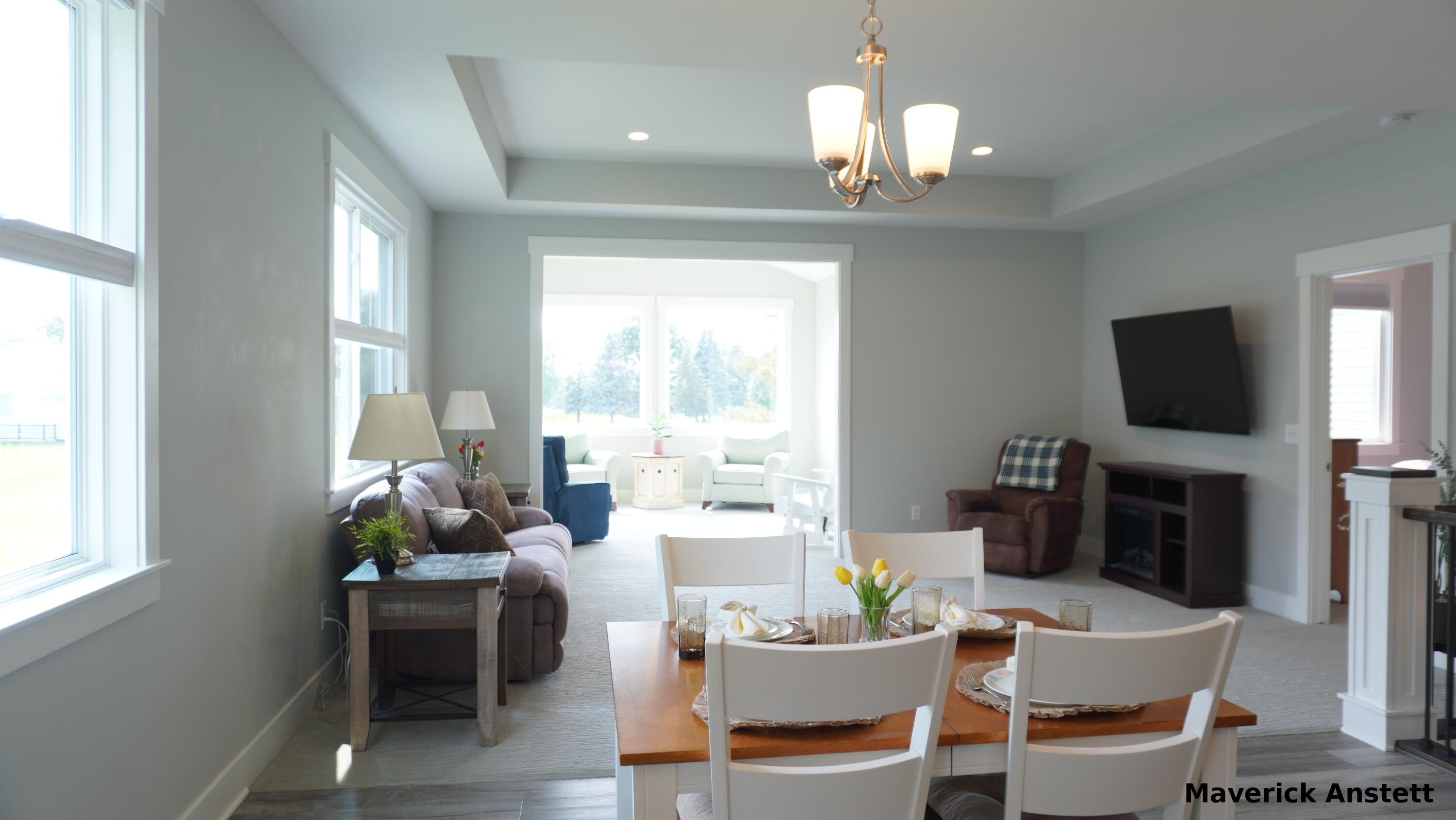 5917 Gleneagle Trail