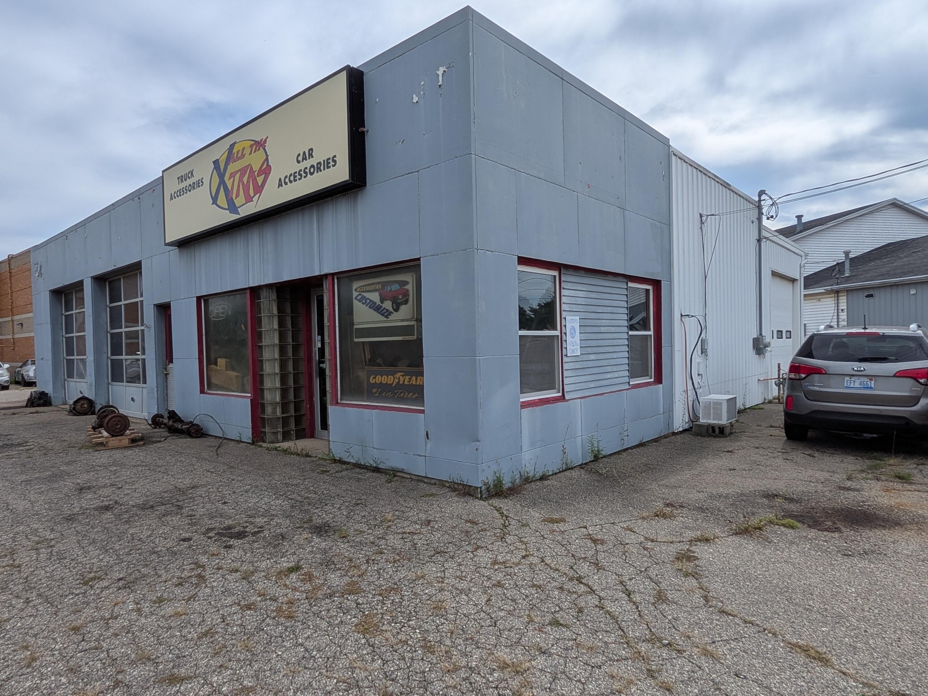 3590 Chicago Drive