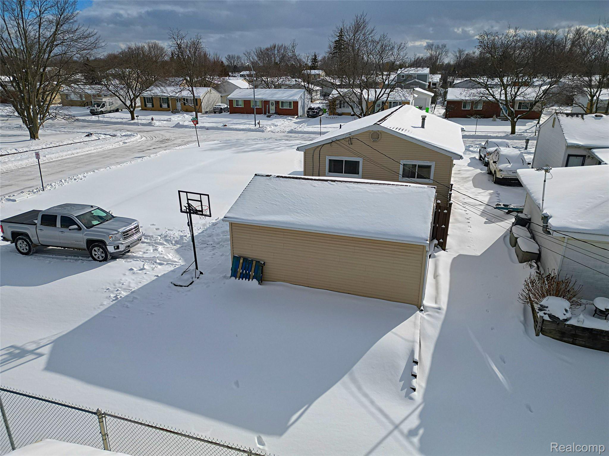 412 Cambridge Avenue